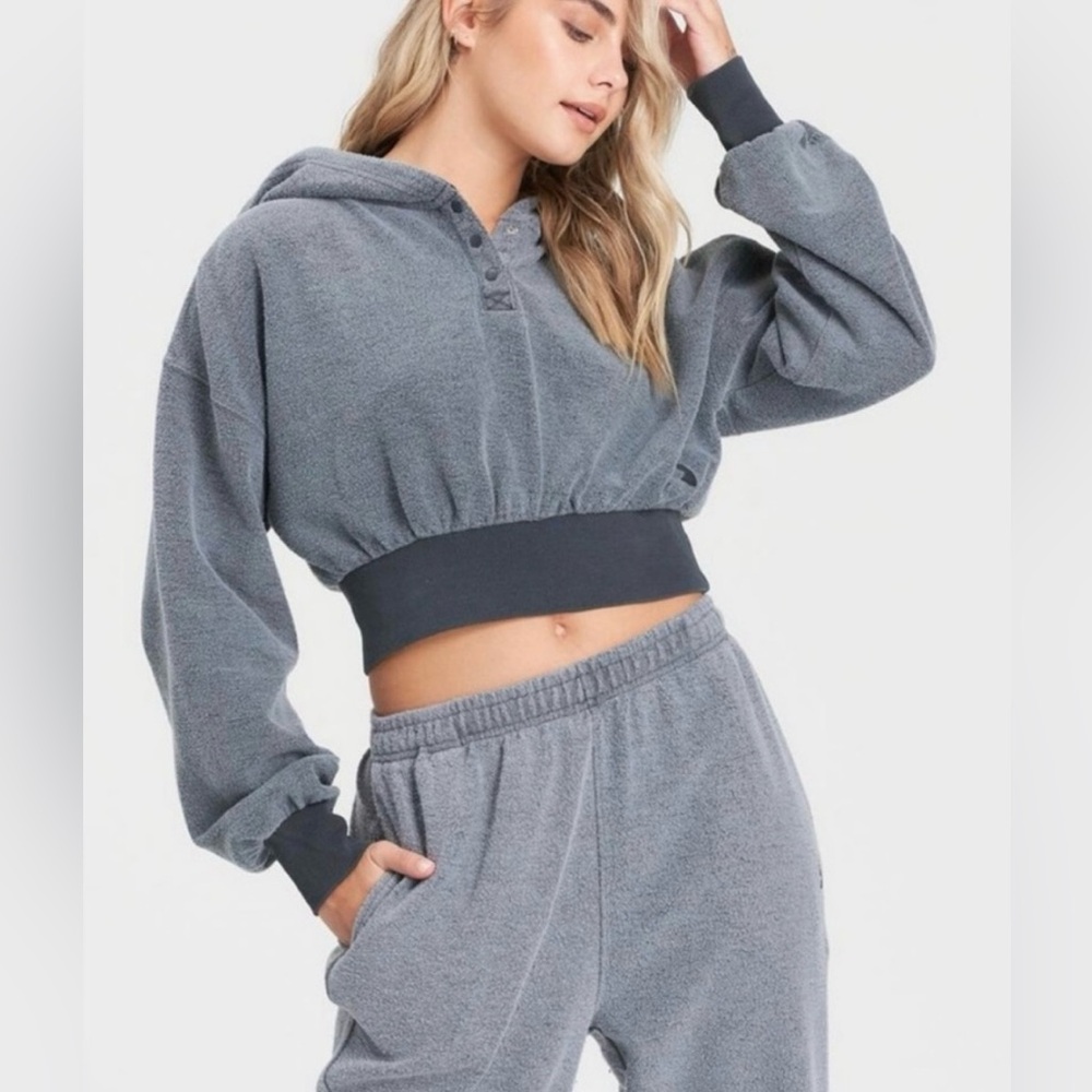 NWT Kuwalla Tee Brushed Henley Sweater & Pant Set